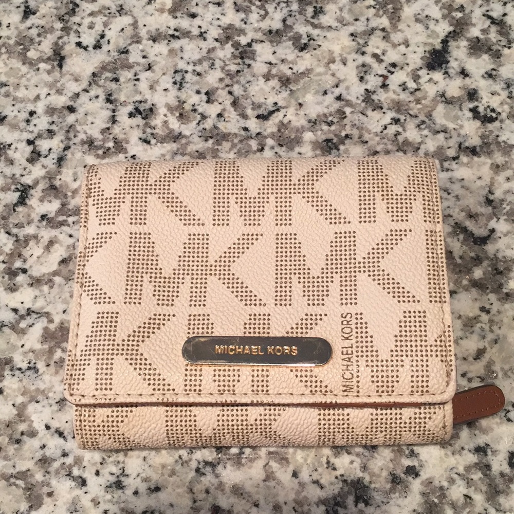 Micheal Kors Wallet
